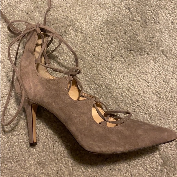 Lace up suede heels - Picture 3 of 5